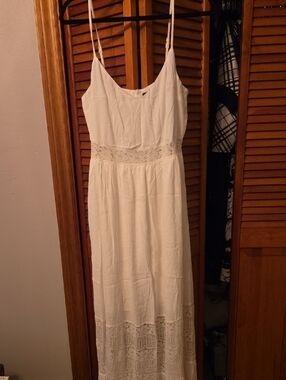 SHEIN White Lace-Trim Spaghetti Strap Maxi Dress